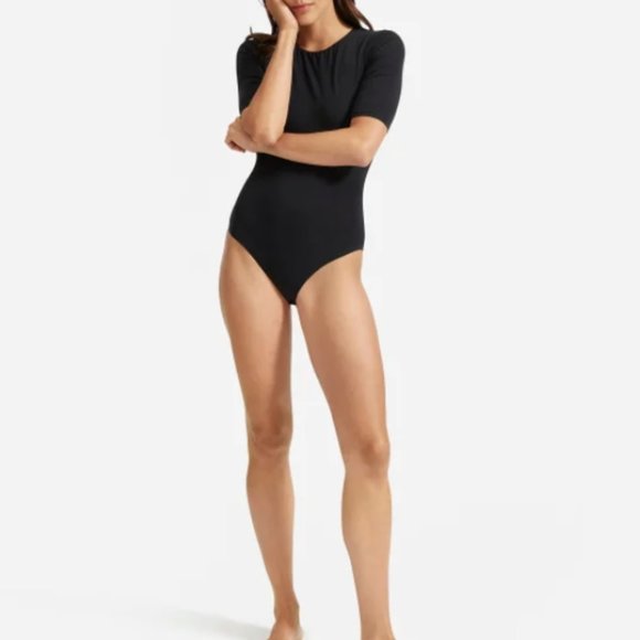 Everlane Tops - Everlane Women's Short Sleeve Crew Neck Bodysuit
